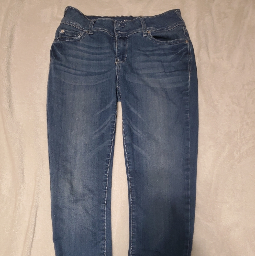Cropped dark jeans